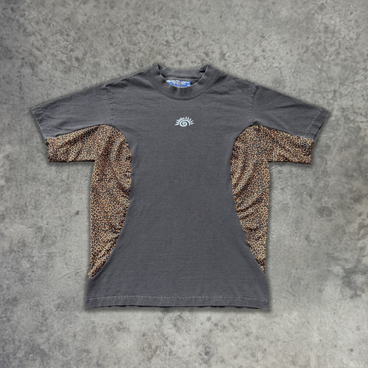CHEETAH SPLIT TEE
