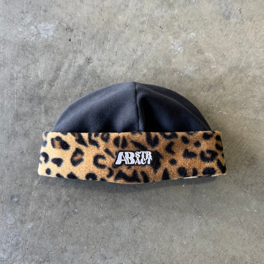 REVERSIBLE CHEETAH BEANIE